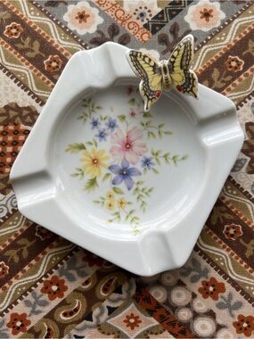 Vintage Treasure Masters Japan Butterfly Ashtray Floral Porcelain Trinket Dish